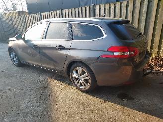 Uttjänta bilar auto Peugeot 308  2014/12