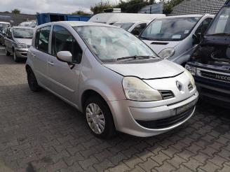 Salvage car Renault Modus Modus/Grand Modus (JP), MPV, 2004 / 2012 1.6 16V 2011
