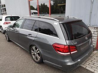 Mercedes E-klasse E Estate (S212), Combi, 2009 / 2016 E-200 CDI 16V BlueEfficiency,BlueTEC picture 4