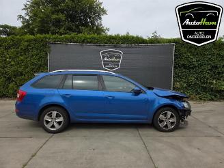 Dezmembrări autoturisme Skoda Octavia Octavia Combi (5EAC), Combi 5-drs, 2012 / 2020 1.6 TDI Greenline 16V 2014/5