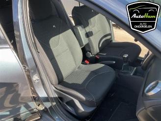 Renault Clio Clio IV Estate/Grandtour (7R), Combi 5-drs, 2012 / 2021 0.9 Energy TCE 90 12V picture 27