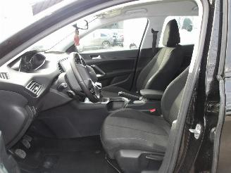 Peugeot 308  picture 19