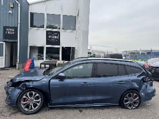 Auto incidentate Ford Focus 1.0 EcoBoost Hybride ST Line Style 2022/6
