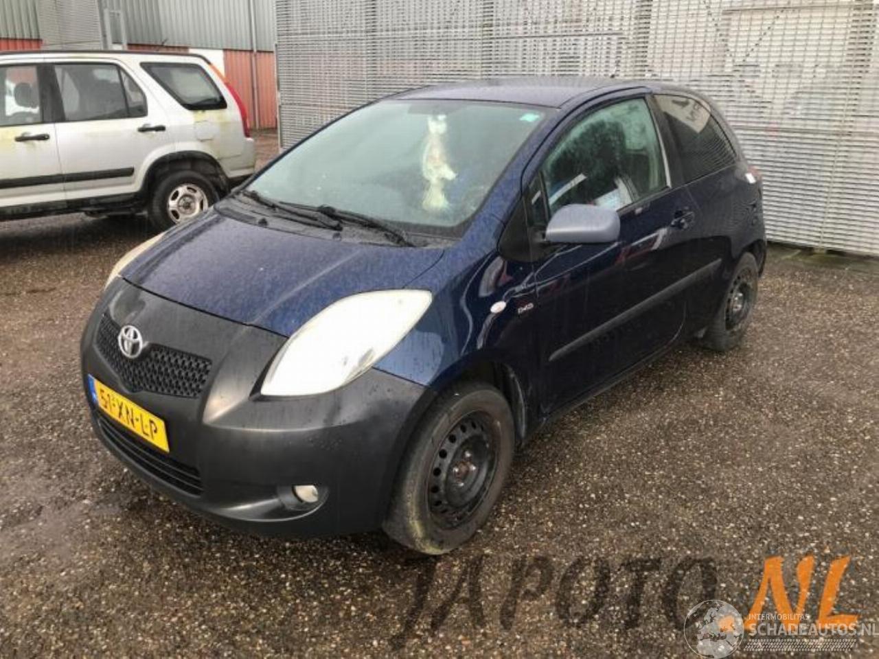 Toyota Yaris Yaris II (P9), Hatchback, 2005 / 2014 1.4 D-4D