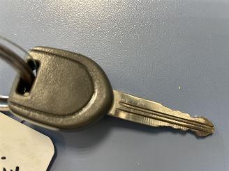 Mitsubishi Grandis (NA) MPV 2.4 16V MIVEC (4G69) picture 14