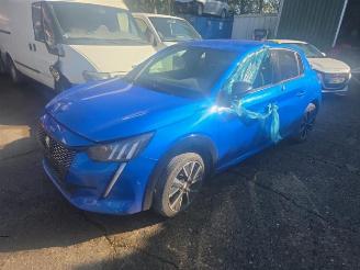 Vrakbiler auto Peugeot 208 208 II (UB/UH/UP), Hatchback 5-drs, 2019 1.2 Vti 12V PureTech 100 2022