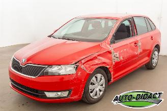 Voiture accidenté Skoda Rapid 1.2 TSI 2016/11