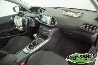 Peugeot 308 1.6 THP Allure Pano Clima Navi picture 19