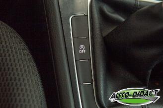 Volkswagen Golf 1.0 TSI Clima Navi Camera picture 11