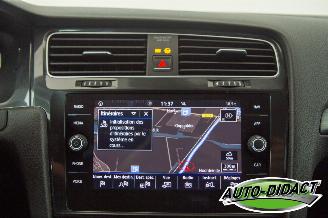 Volkswagen Golf 1.0 TSI Clima Navi Camera picture 7