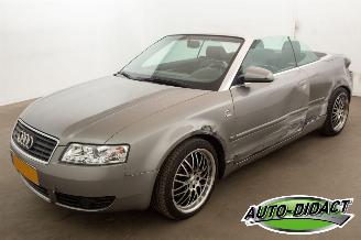 Vaurioauto  passenger cars Audi A4 Cabrio 1.8 Clima Leder 2003/4