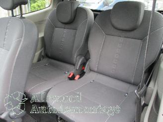 Renault Twingo Twingo II (CN) Hatchback 3-drs 1.2 16V (D4F-772(D4F-J7)) [56kW]  (03-2=
007/09-2014) picture 10