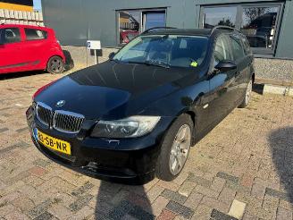 BMW 3-serie 320 i picture 2