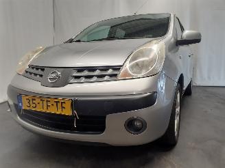 Vaurioauto  passenger cars Nissan Note Note (E11) MPV 1.6 16V (HR16DE) [81kW]  (03-2006/06-2012) 2006/9