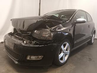 Voiture accidenté Volkswagen Polo Polo V (6R) Hatchback 1.2 12V (CGPB(Euro 5)) [44kW]  (06-2009/03-2014)= 2015/4