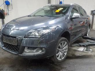 occasion passenger cars Renault Mégane Megane III Grandtour (KZ) Combi 5-drs 1.5 dCi 110 (K9K-636(K9K-A6)) [8=
1kW]  (02-2009/04-2016) 2012/6