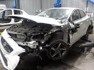 Autoverwertung Volvo V-40 V40 (MV) 1.6 D2 (D4162T) [84kW]  (03-2012/12-2016) 2013