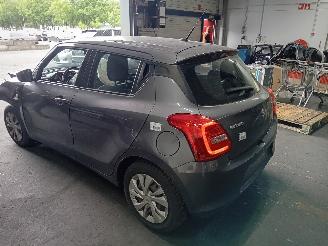 Suzuki Swift Swift (ZC/ZD) Hatchback 5-drs 1.2 Dual Jet 16V Smart Hybrid (K12D) [61=
kW]  (06-2020/...) picture 4