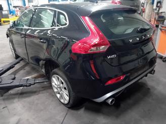 Volvo V-40 V40 (MV) Hatchback 5-drs 2.0 D4 16V (D4204T14) [140kW]  (05-2014/08-20=
19) picture 4