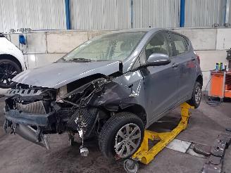 Autoverwertung Hyundai I-10 i10 (B5) Hatchback 1.0 12V (G3LA) [49kW]  (08-2013/06-2020) 2016