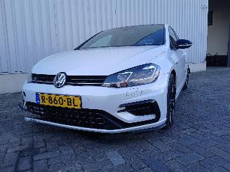 Voiture accidenté Volkswagen Golf Golf VII (AUA) Hatchback 2.0 R 4Motion 16V (DNUE) [221kW]  (11-2013/08=
-2020) 2019/11