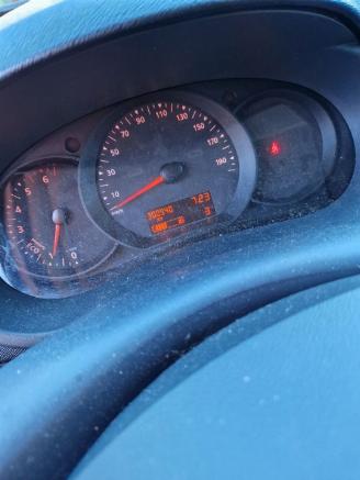 Käytettyjen passenger cars Renault Kangoo Kangoo Express (FW) Van 1.5 dCi 75 (K9K-628(K9K-E6)) [55kW]  (09-2010/=
=2E..) 1980