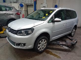 Dezmembrări autoturisme Volkswagen Touran Touran (1T3) MPV 2.0 TDI 16V 140 (CFHC) [103kW]  (05-2010/05-2015) 2012