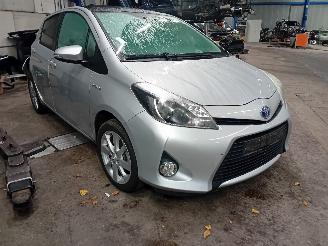 Toyota Yaris Yaris III (P13) Hatchback 1.5 16V Hybrid (1NZ-FXE) [74kW]  (03-2012/09=
-2020) picture 2