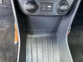 Hyundai Ioniq Comfort EV 120pk aut + f1 flippers - nap - 2x laadkabels - navi - camera - front + line assist - keyless entry + start picture 41