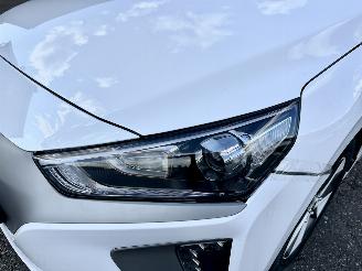 Hyundai Ioniq Comfort EV 120pk aut + f1 flippers - nap - 2x laadkabels - navi - camera - front + line assist - keyless entry + start picture 84