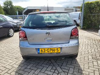 Volkswagen Polo Polo 1.2 Trendline 5 drs NIEUWE APK door inruil verkregen picture 11