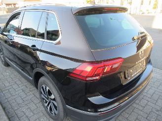 Coche accidentado Volkswagen Tiguan 1.5TSI 150ps DSG Aut.Climatronic Navi Camera StoelVerwarming..... 2021/3