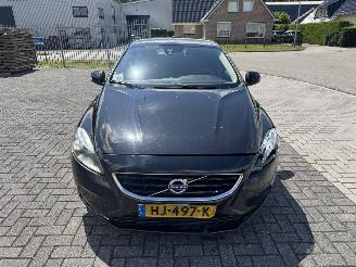 Volvo V-40 2.0 D2 R-Design picture 10