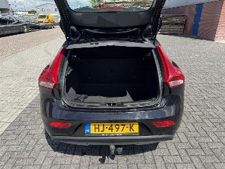 Volvo V-40 2.0 D2 R-Design picture 13