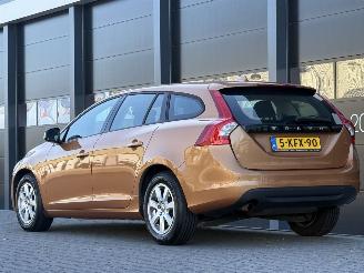 Volvo V-60 1.6 D2 Navi Clima PDC picture 5