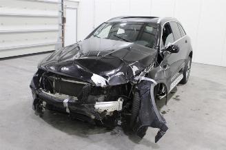 Vrakbiler auto Mercedes GLC 220 2019/2