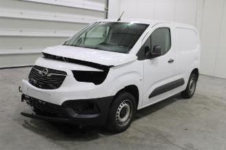 Salvage car Opel Combo  2023/2