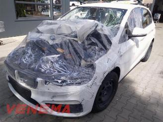 Vrakbiler auto BMW 2-serie 2 serie Active Tourer (F45), MPV, 2013 / 2021 218i 1.5 TwinPower Turbo 12V 2016