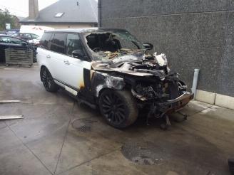 disassembly passenger cars Land Rover Range Rover 4400 diesel 2015/1