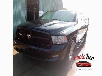 Dodge Ram 1500 Crew Cab (DS/DJ/D2), Pick-up, 2010 / 2018 5.7 Hemi V8 4x4 picture 2