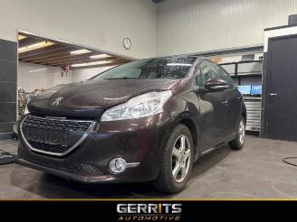 Sloopauto Peugeot 208 208 I (CA/CC/CK/CL), Hatchback, 2012 / 2019 1.2 Vti 12V PureTech 82 2013/6