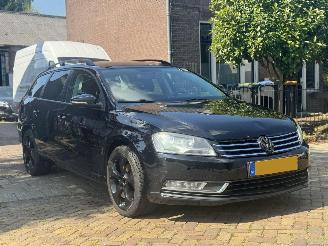 Voiture accidenté Volkswagen Passat Variant 1.4 TSI Trendline BlueMotion 2013/1